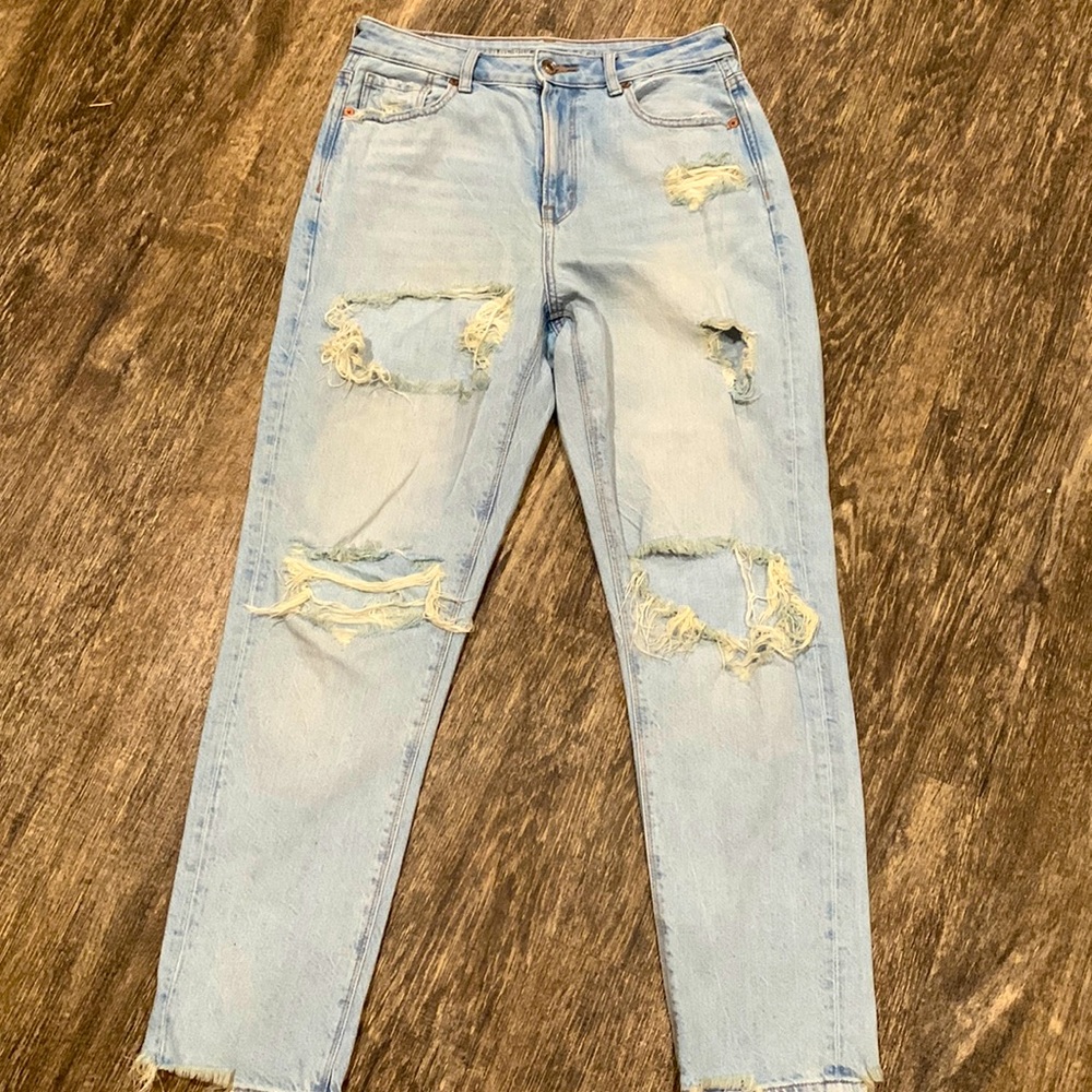American eagle distressed jeans size 4